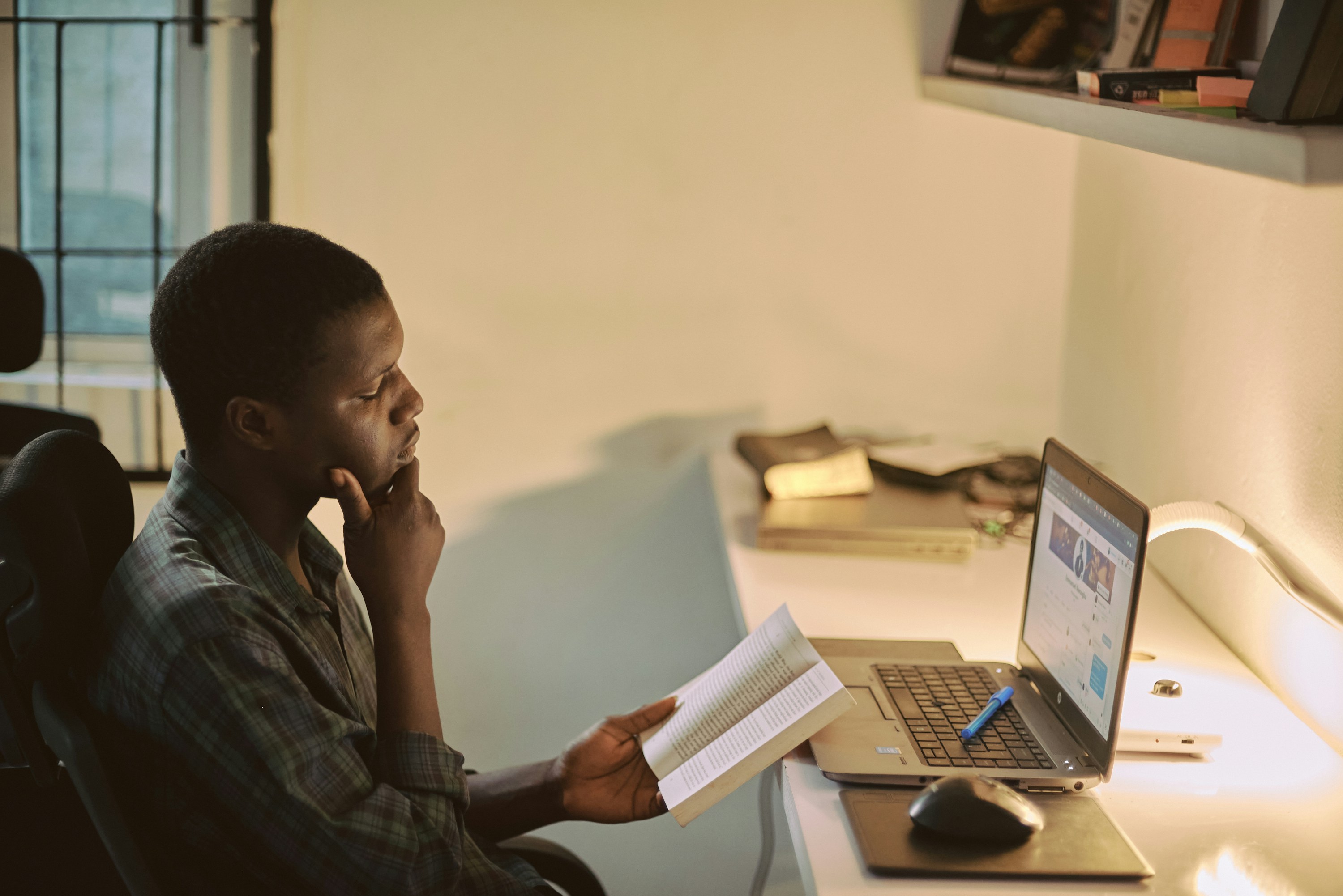 Au bureau